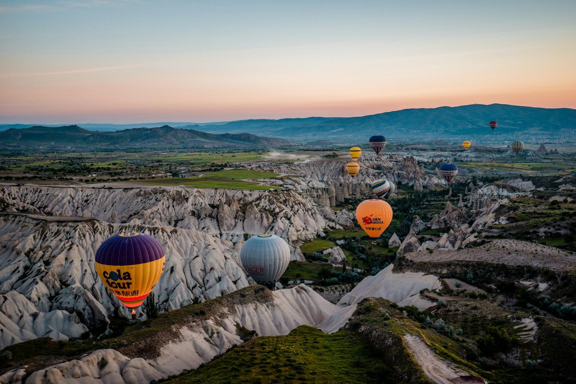 Kapadokya sıcak hava balonları